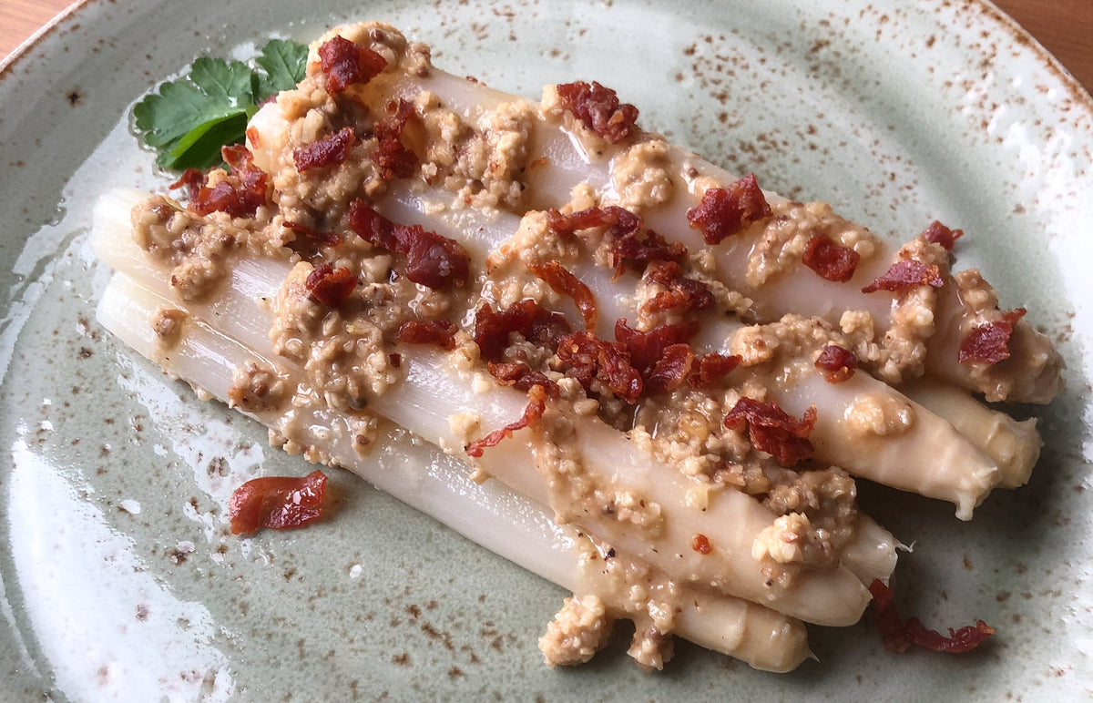 White Asparagus with Hazelnut Dressing
