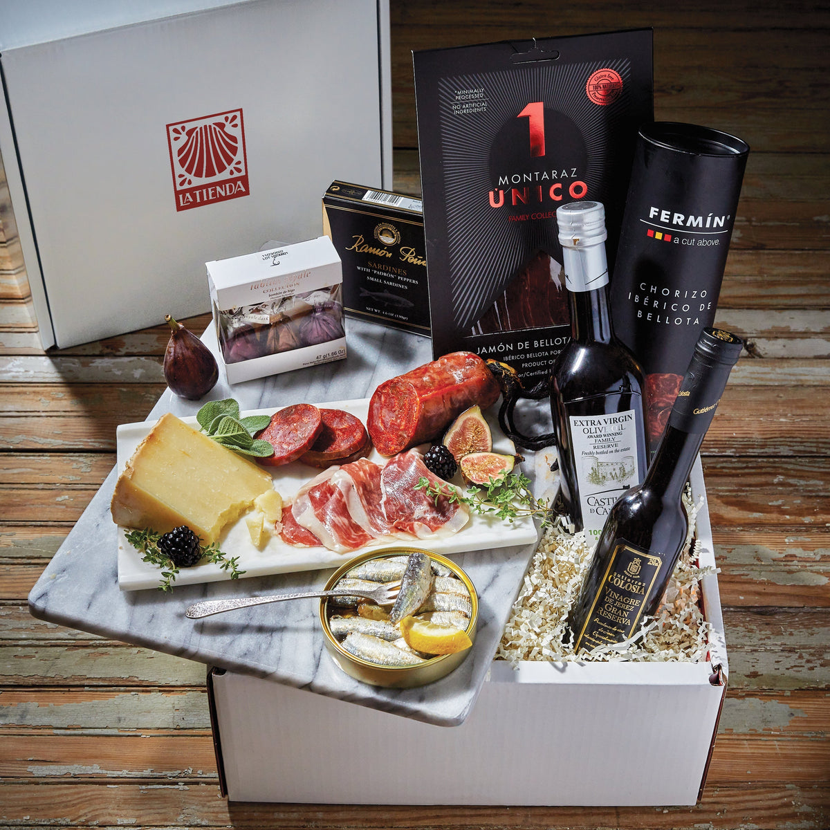 Photo of Spanish Elegance Gift Box