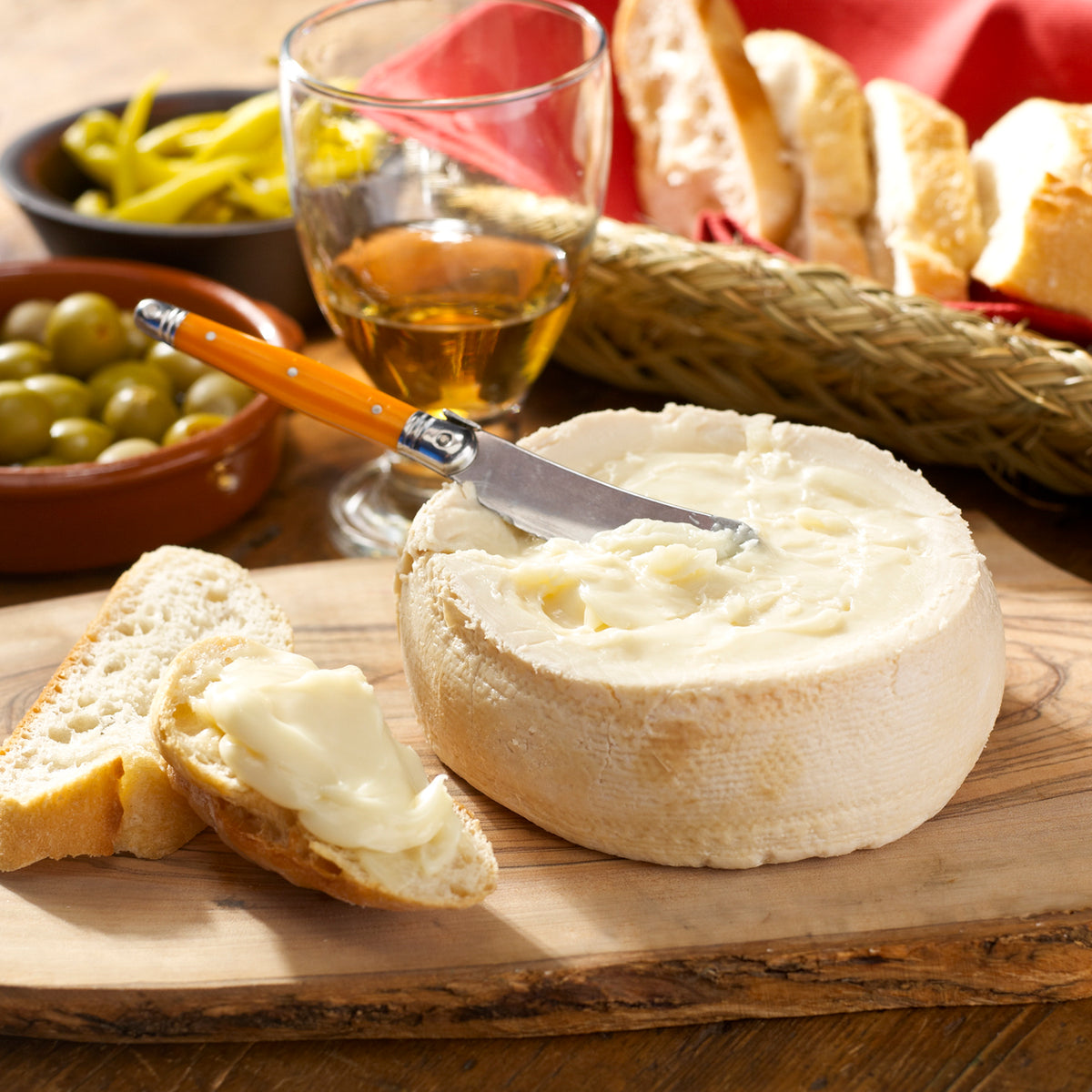 Torta del Casar Spoonable Cheese - 14 Ounces