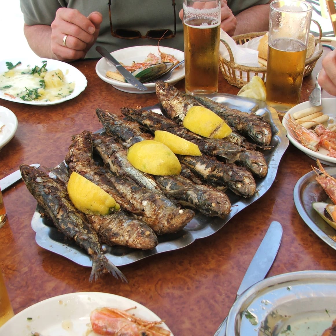 Little Fishes, Healthy and Delicious