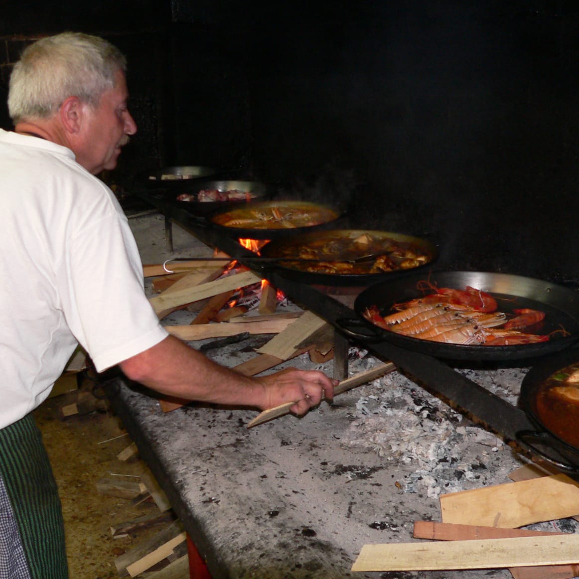 The Secrets of Authentic Valencian Paella