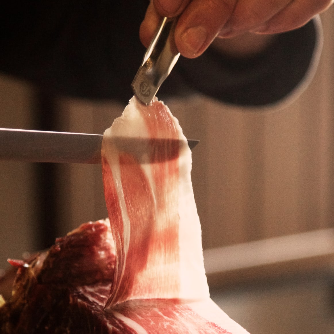 How to Choose a Spanish Jamón