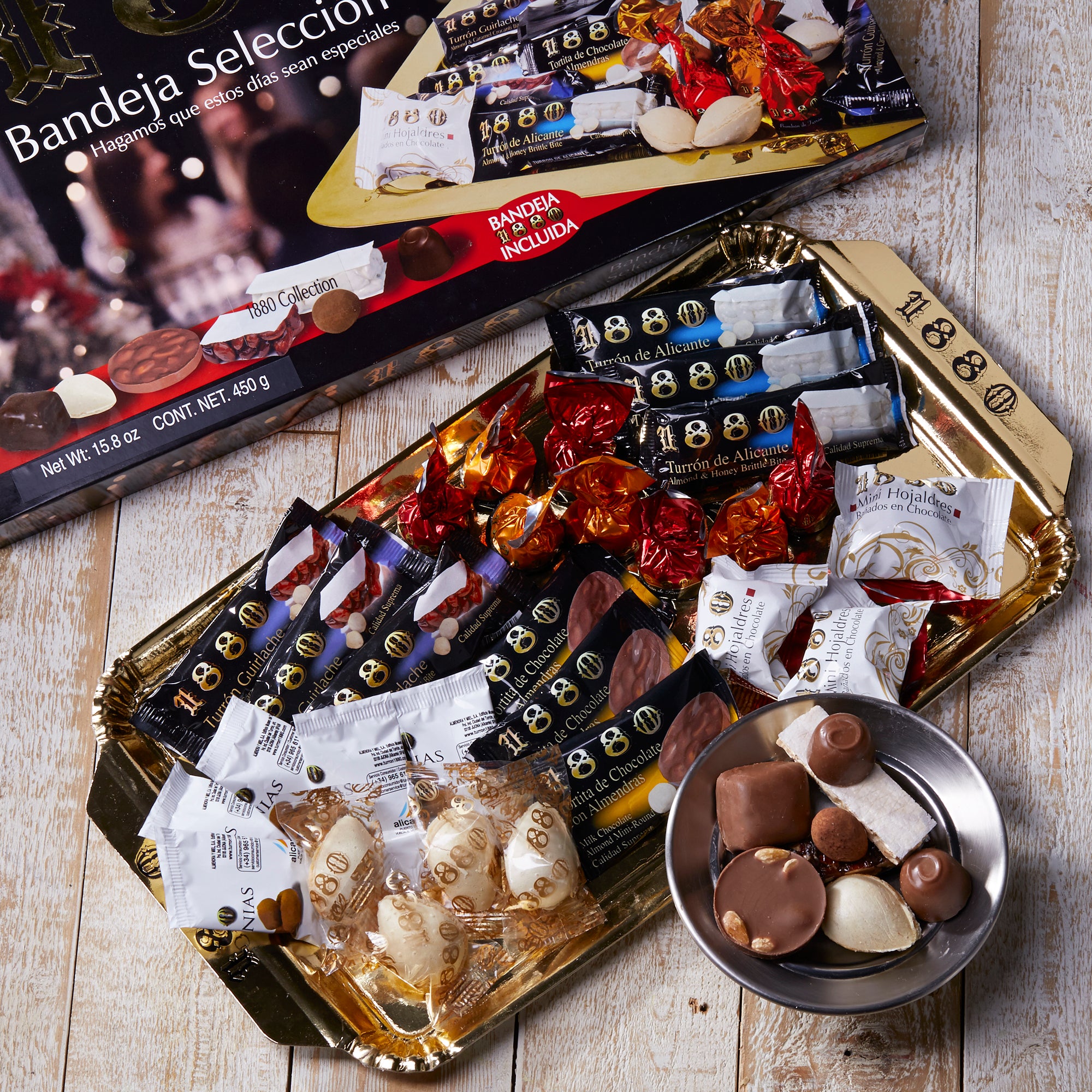 Turrón Sampler Gift Box by 1880 - Paquete Regalo