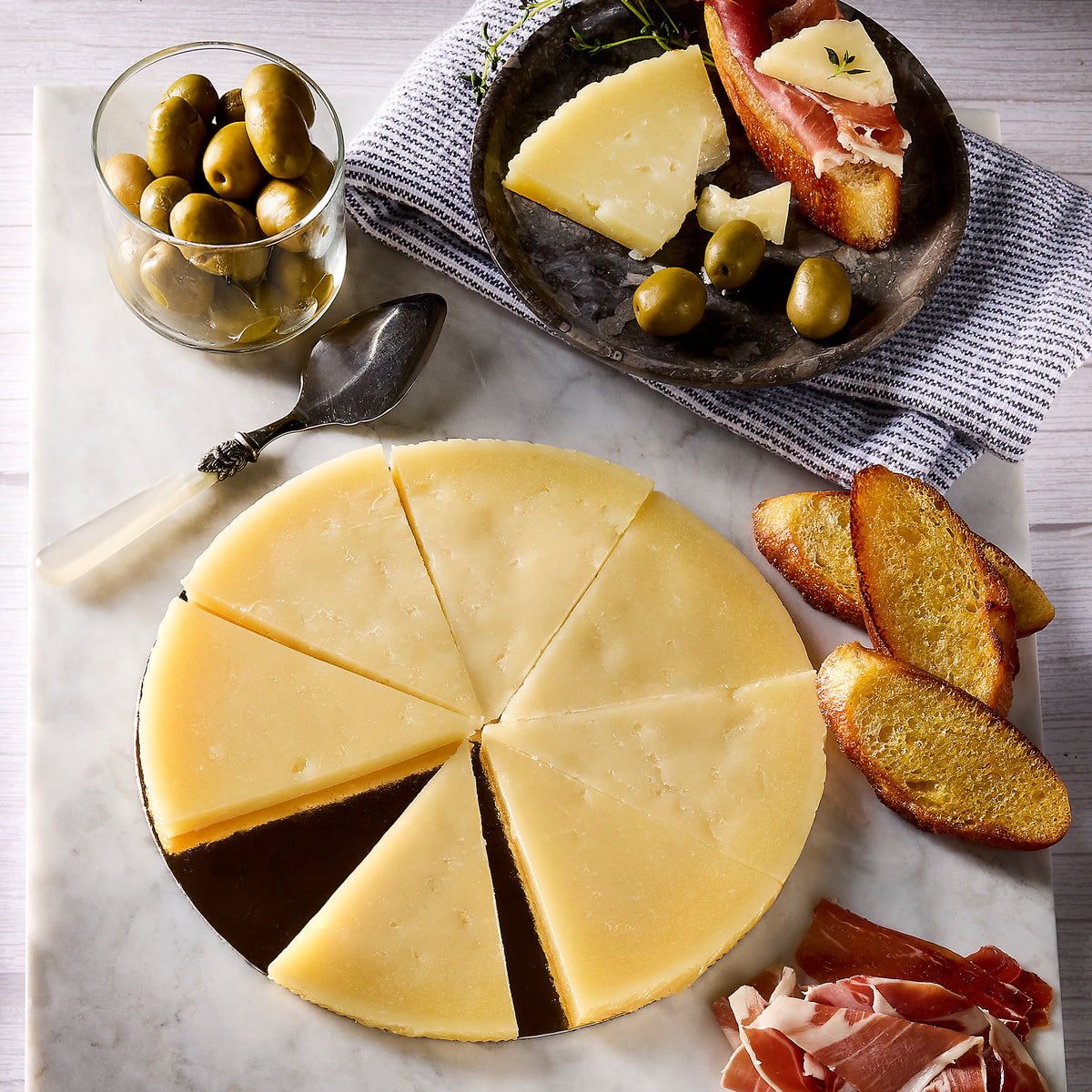 Hand-Cut Reserva Manchego Cheese Tray by Villajos - 7 Ounces