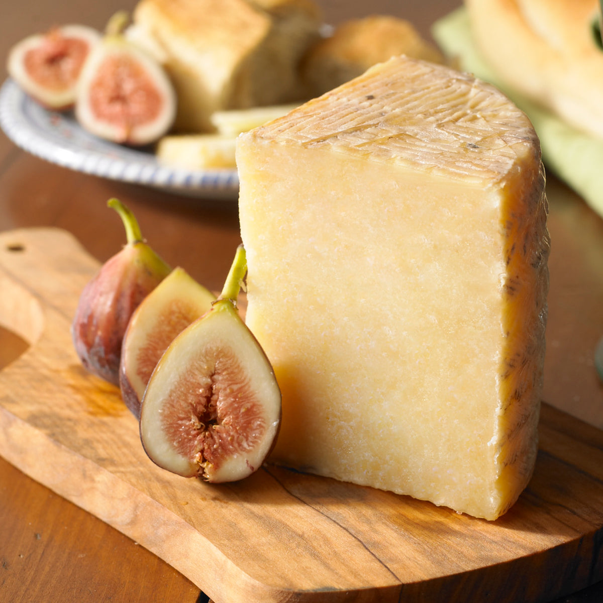 Artisan Sharp Manchego Cheese - 12.3 Ounces