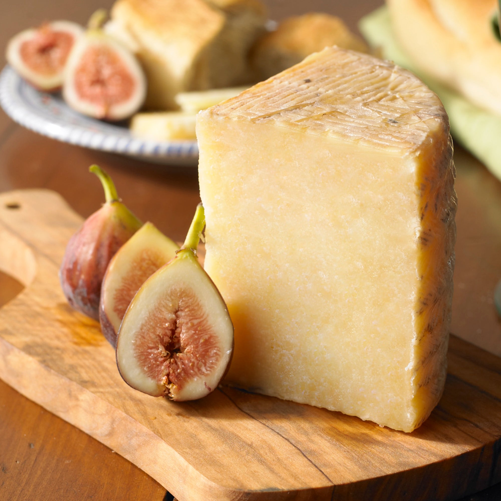Artisan Sharp Manchego Cheese - 12.3 Ounces