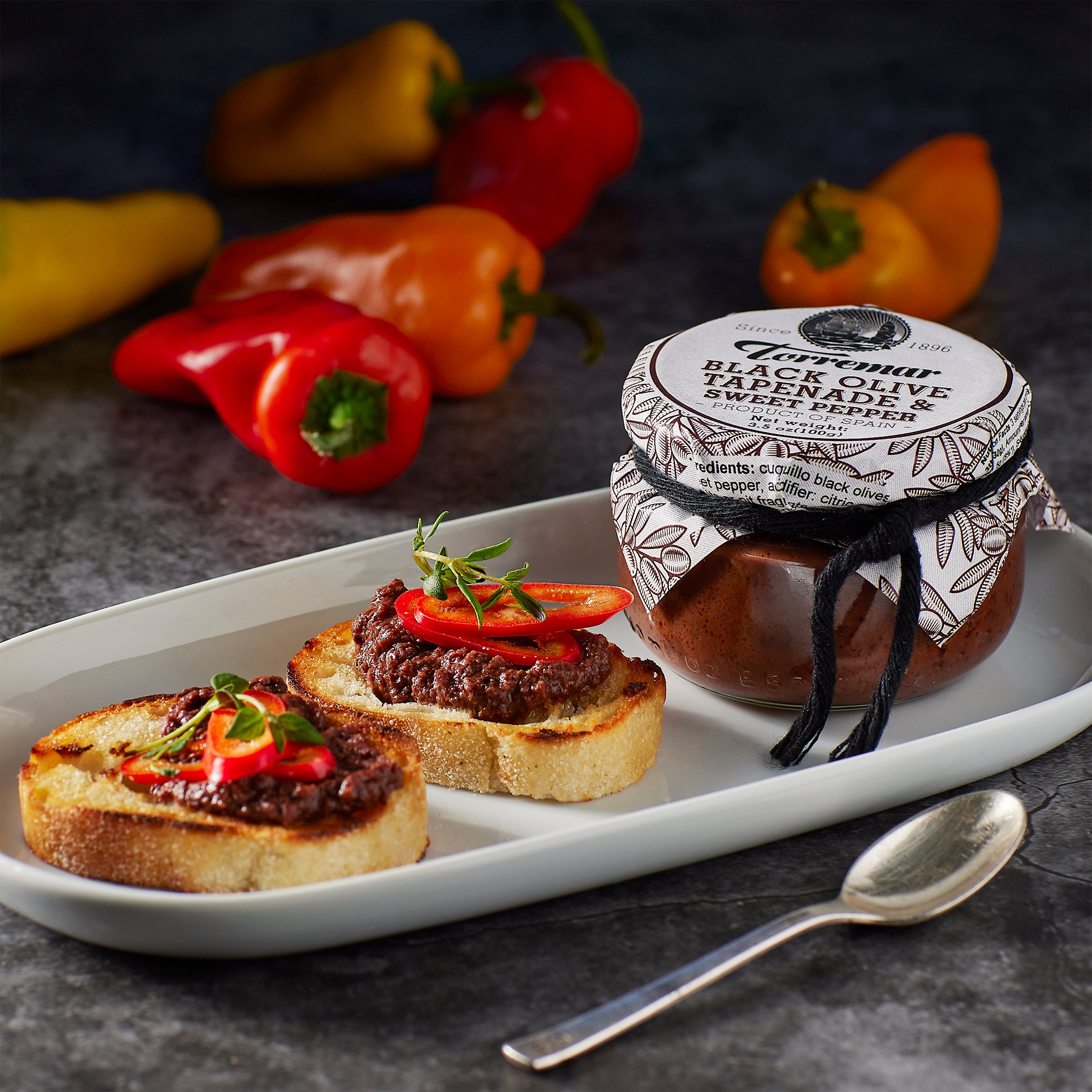 Black Olive and Sweet Pepper Tapenade by Torremar