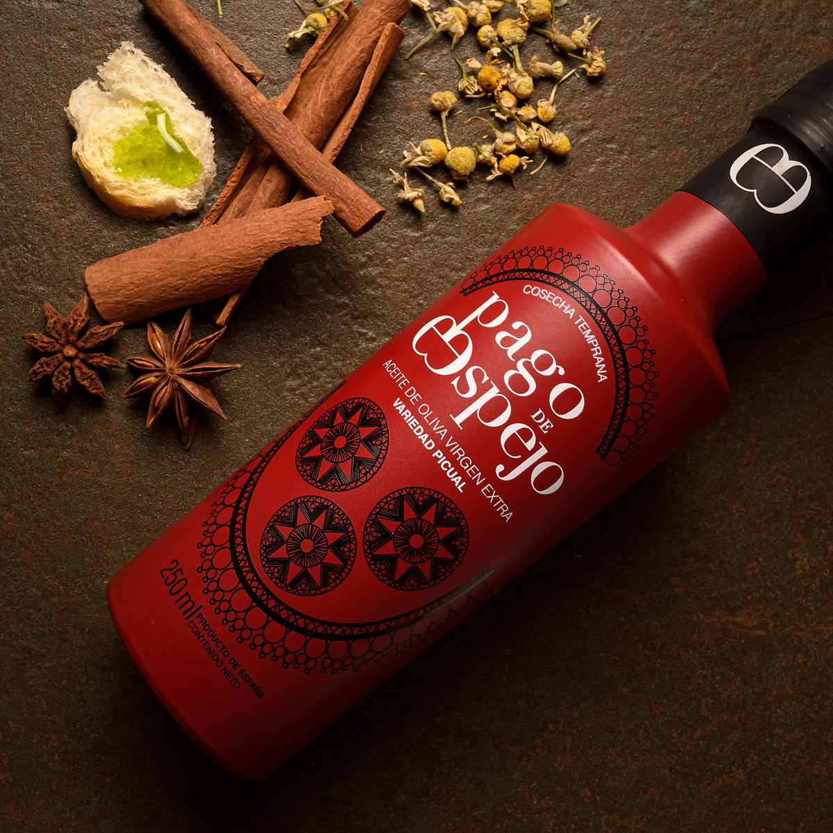 Pago de Espejo Picual Extra Virgin Olive Oil in Gift Package