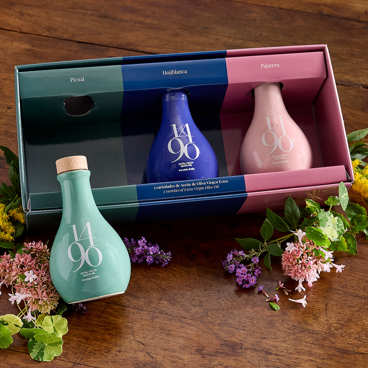 Gift Box of Jewel Bottles of Extra Virgin Olive Oil by 1490